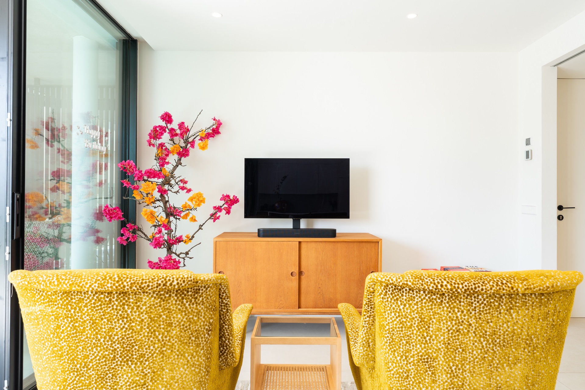 Resa Estates 3 slaapkamers Talamanca te koop sale Ibiza living 3.jpg